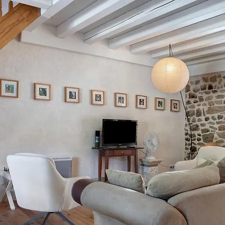 Domaine De Bellac - Le Cabriolet Hébergement de vacances *